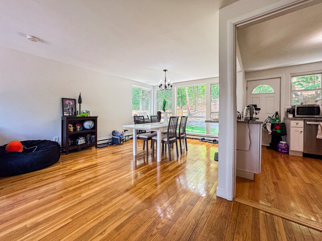 Foto principal - 119 Chestnut St