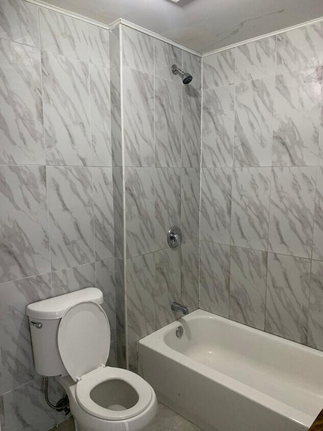 Foto principal - 432 Beach 48th St
