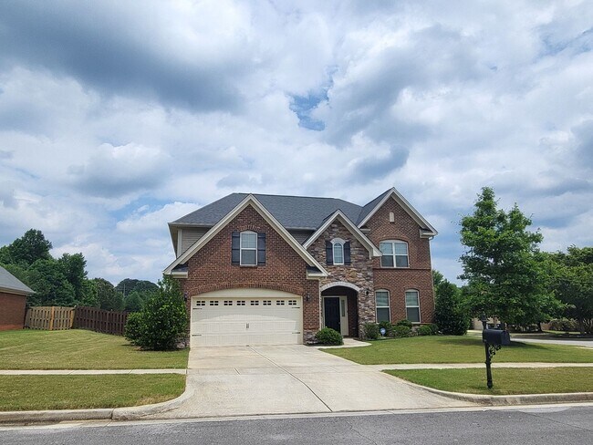 Foto del edificio - 284 Big Oak Ln
