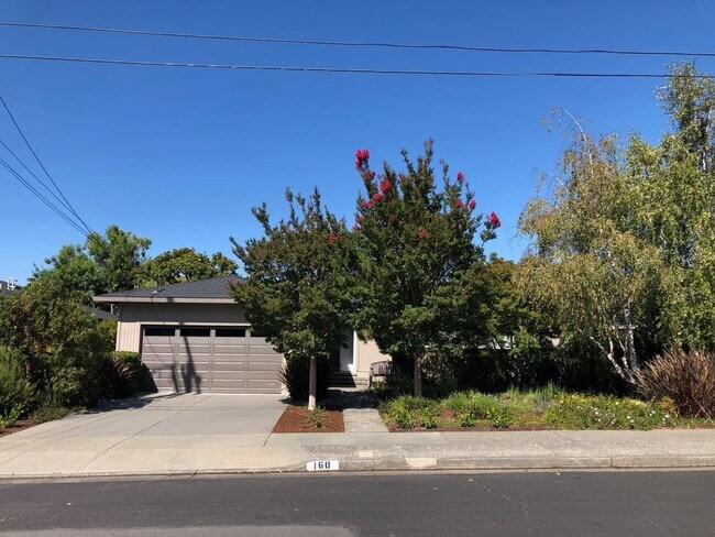 Foto del edificio - Northbridge 4bd/2ba Rancher w/Central AC &...