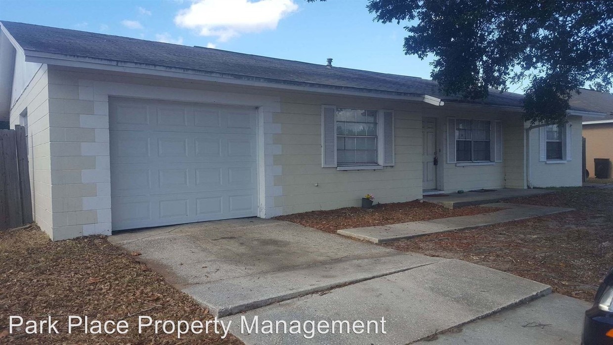 5413 Mariner Blvd, Spring Hill, FL 34609 House Rental in Spring Hill