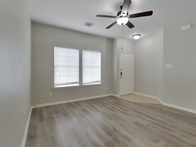 Building Photo - 20503 Providence Point Dr