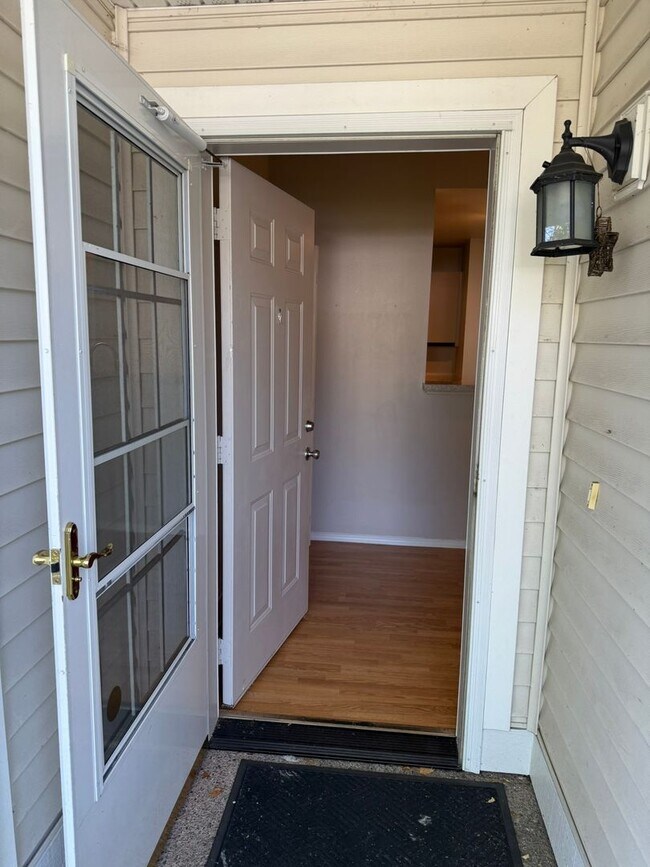 Foto del edificio - 2Bd/2Ba Kent Condo