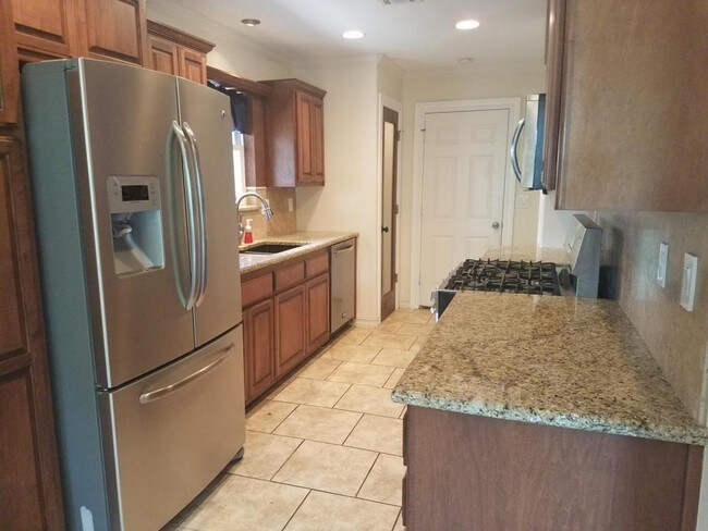 Foto del edificio - 4626 S Maplewood Ave