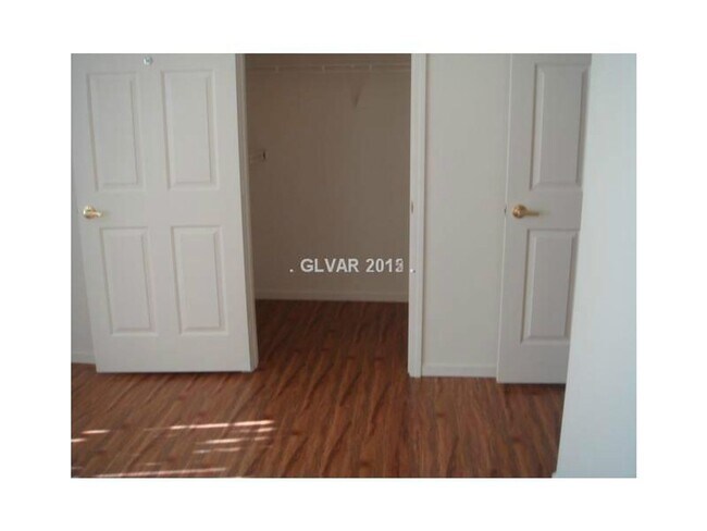 Foto del edificio - Nice 2-Bedroom Condo in a Guard-Gated Comm...