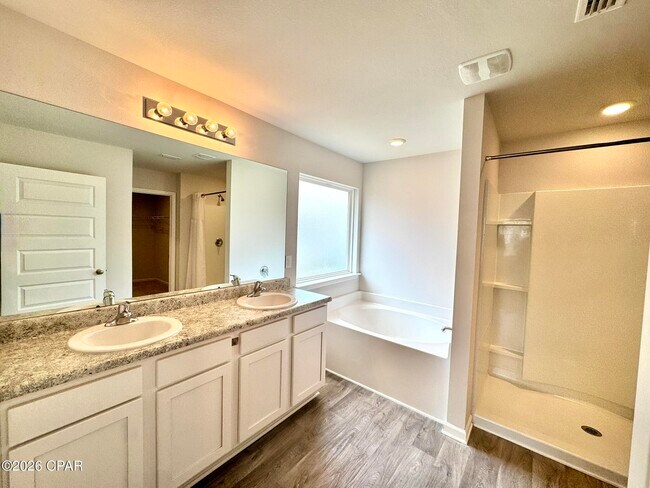 Foto del edificio - 4016 Pioneer Ln.