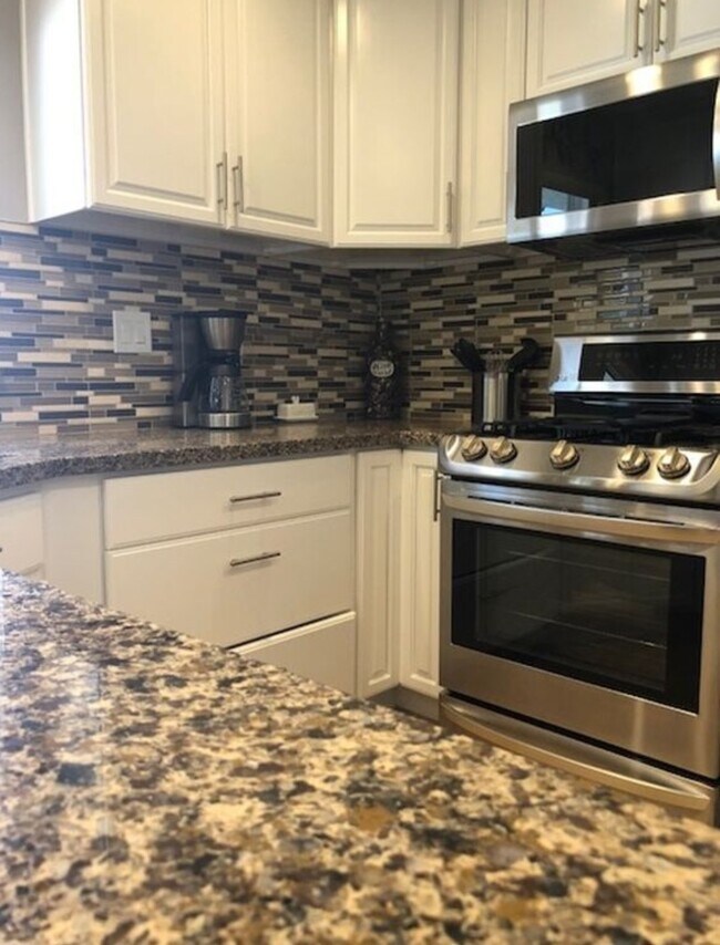 Foto del edificio - 1279 Calle Bonita