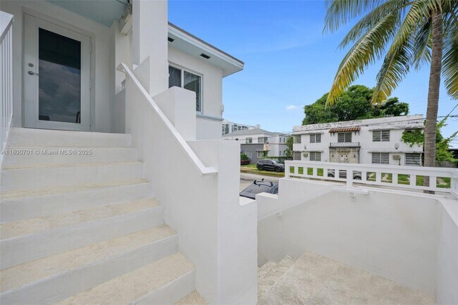Foto del edificio - 550 NE 82nd Terrace