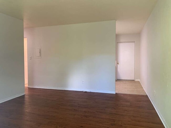 Photo - P283 - Winds #5B Apartment