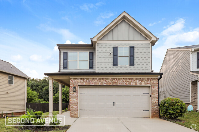 Building Photo - 217 Magnaview Dr
