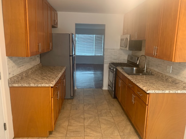 Foto del edificio - 2511 Terrace Ave