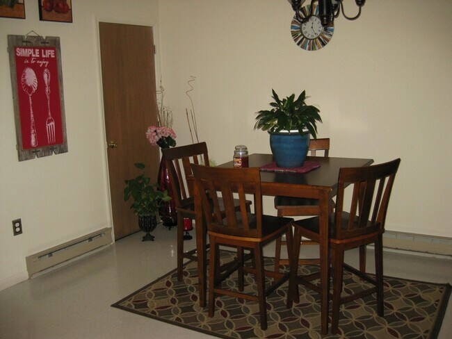 Foto del edificio - 207 Magnolia Dr
