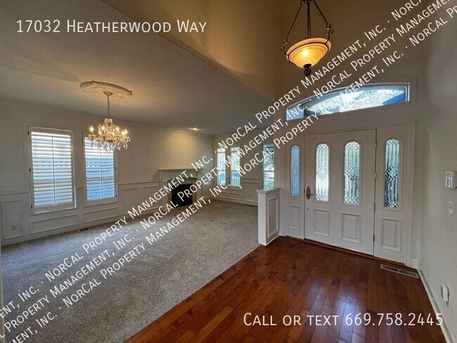 Foto del edificio - 17032 Heatherwood Way