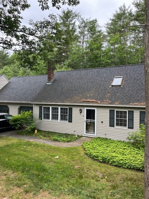 Building Photo - 30 Riverbend Dr