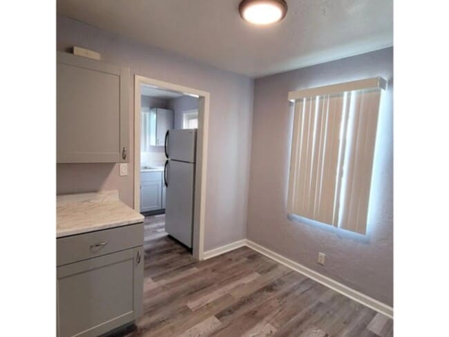 Foto del edificio - Standalone one-bedroom