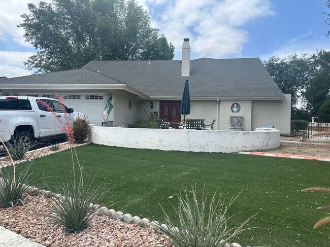 Foto del edificio - 435 Willapa Ln