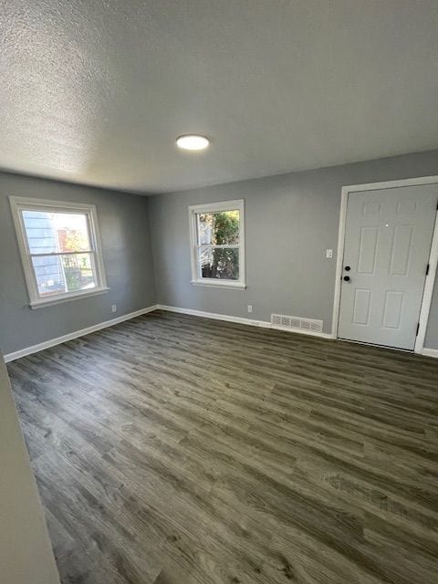 Foto del edificio - Renovated 2 bedroom home with large yard!