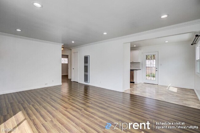 Building Photo - 2 br, 1 bath House - 1130 North Virgil Ave...