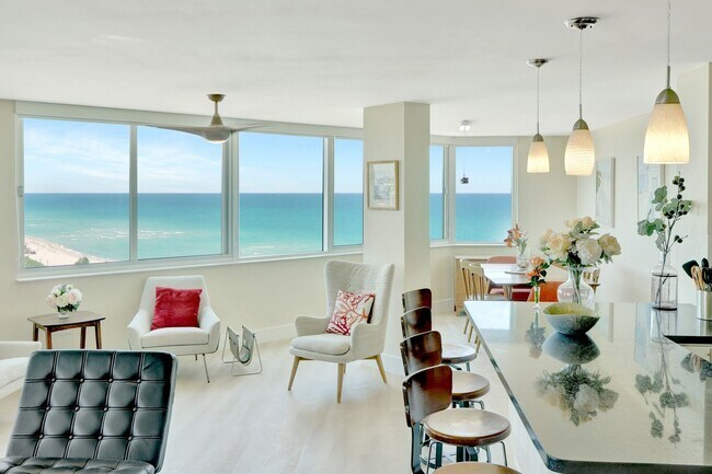 Foto del edificio - 7135 Collins Ave