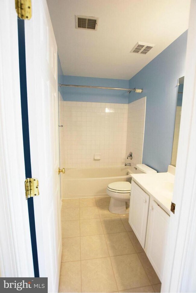 Foto del edificio - 43778 Virginia Manor Terrace