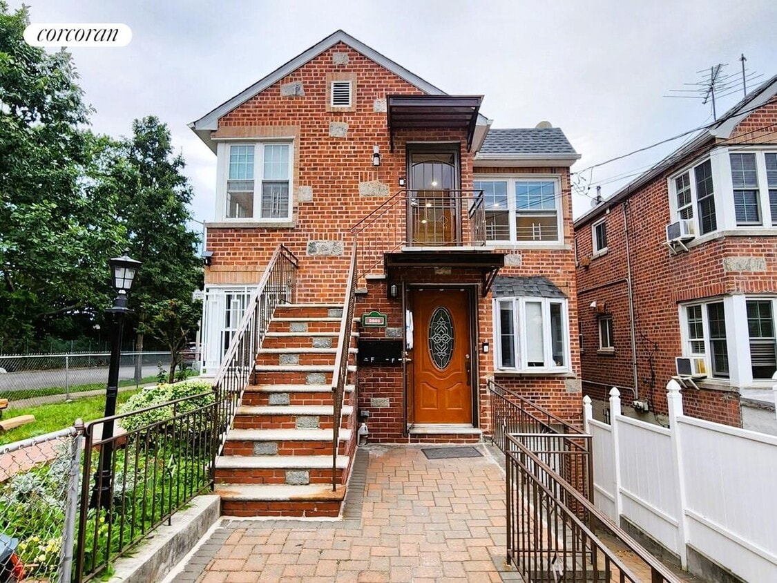 Primary Photo - 2805 St Theresa Ave
