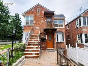 Building Photo - 2805 St Theresa Ave