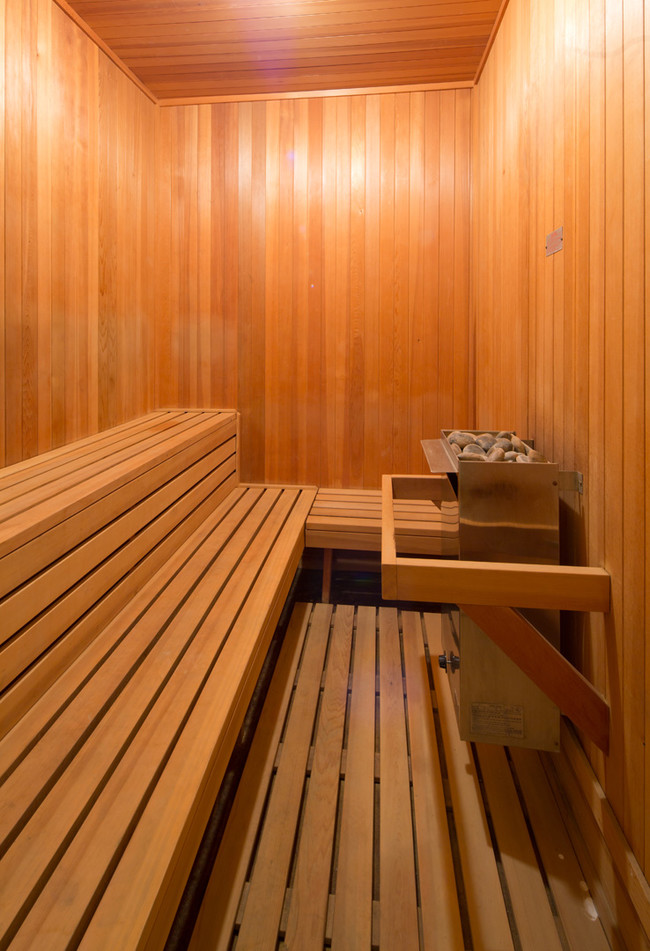 ¡Sauna - Park Rochester Apartments