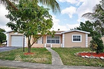 Building Photo - 4655 NW 41st Pl