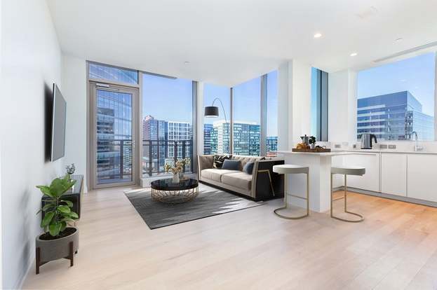 Foto principal - 133 Seaport Blvd