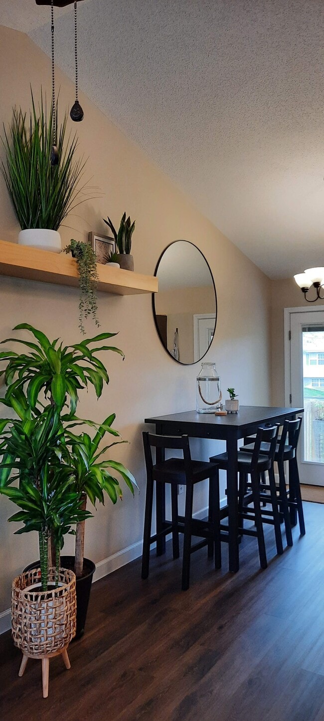 Foto del edificio - 112 Kings Mountain Ct