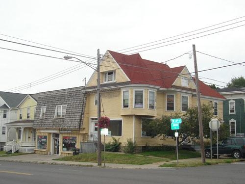 Foto del edificio - 60 W Bridge St