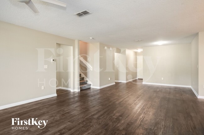 Building Photo - 3031 Greywood Ln