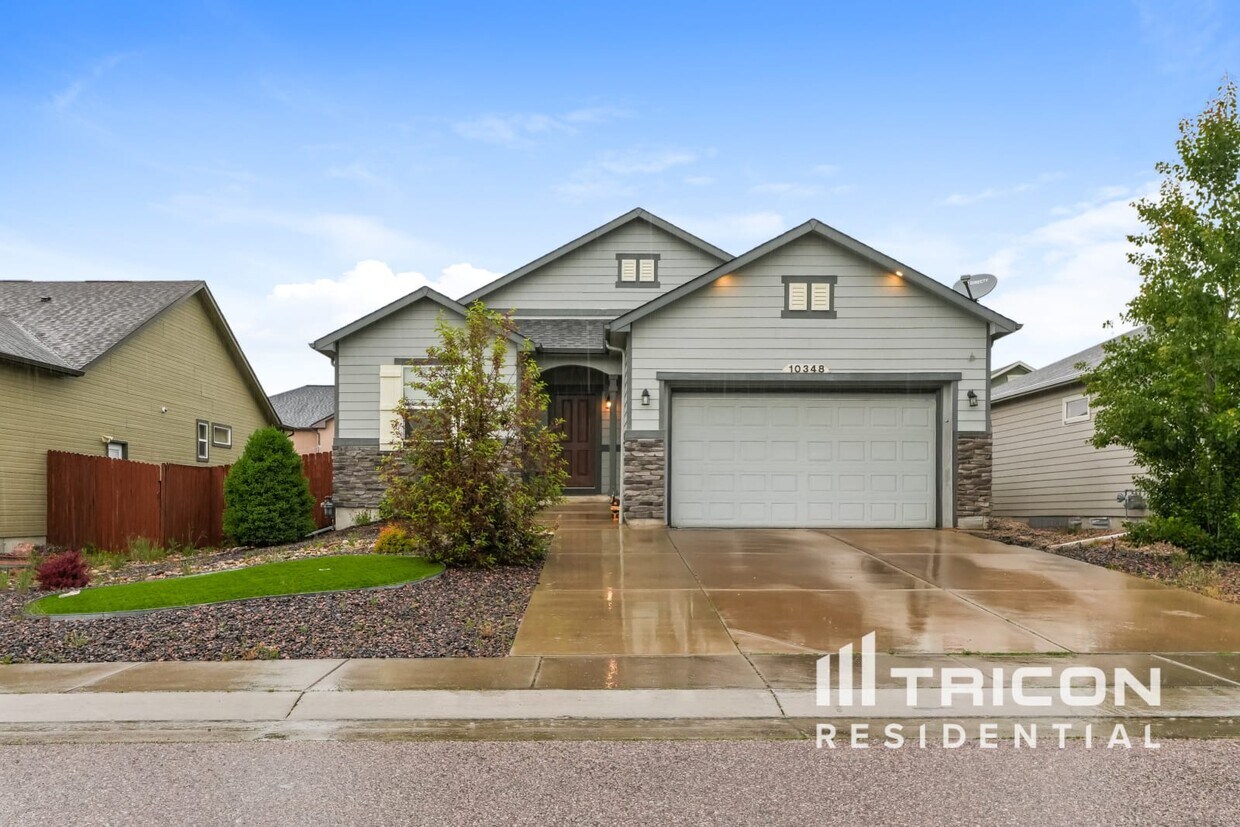 Foto principal - 10348 Mount Evans Drive
