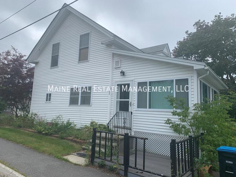Foto principal - 35 Bosworth St