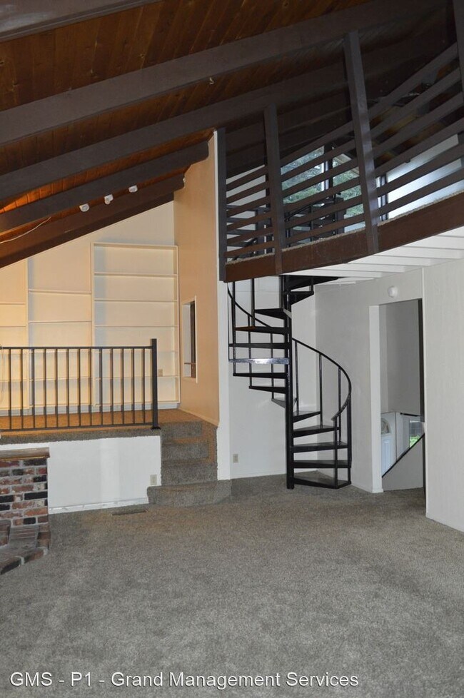 Foto del edificio - 3 br, 2 bath House - 1544 Hillside Ct.