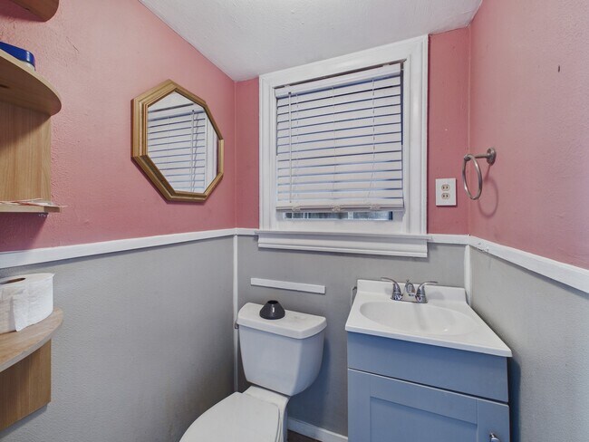 Foto del edificio - 1334 W 21st St