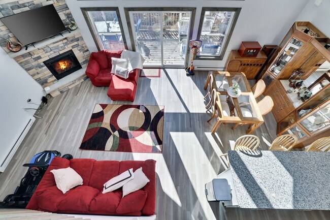 Foto del edificio - 1121 Cobblewood Rd