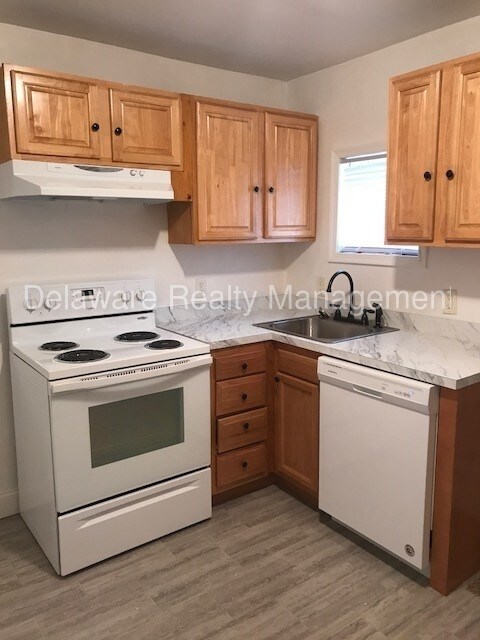 Foto del edificio - Nice 2 bedroom City rowhome