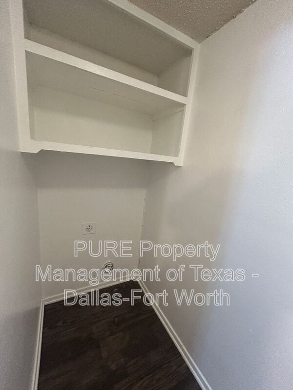Building Photo - 123 Cimarron Ln