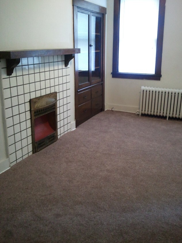 Interior - 208 Brighton Rd
