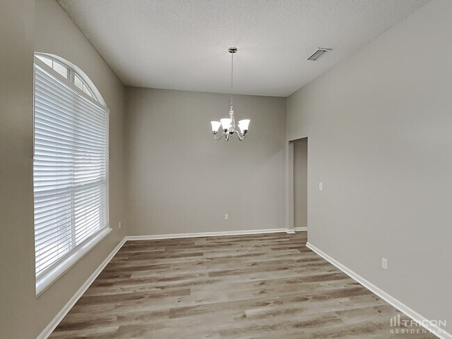Foto del edificio - 87535 Creekside Dr