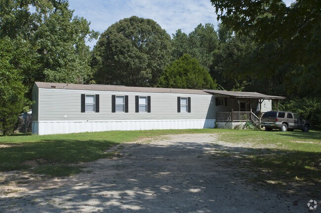 Building Photo - Springwood Dr
