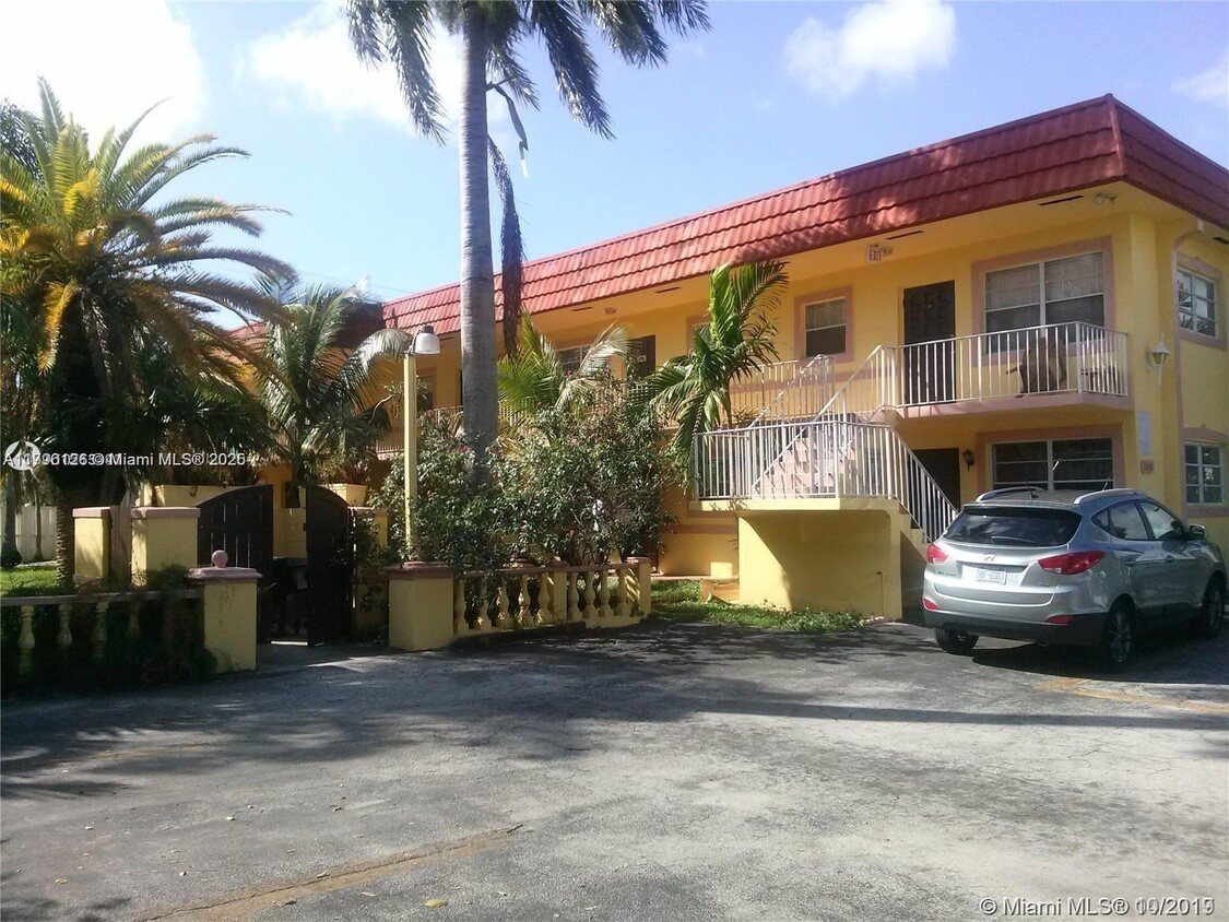Foto principal - 1826 Cleveland St