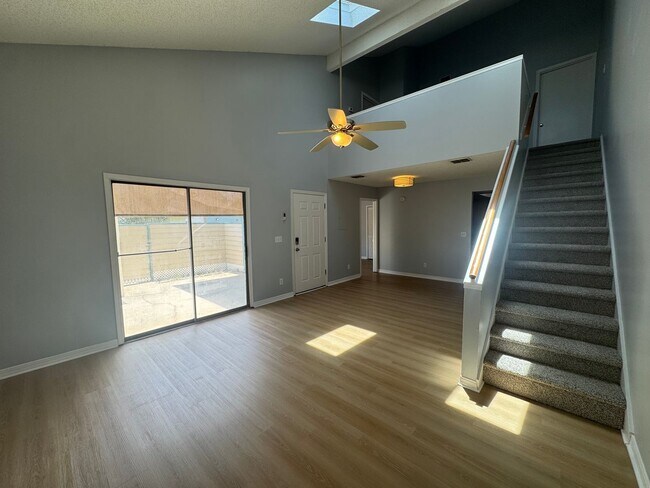 Foto del edificio - Price Reduced: The Courtyards at Mayport 2/2 Two Story Townhome