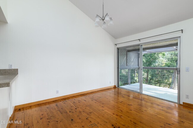 Foto del edificio - 2 Sparrowhawk Ln