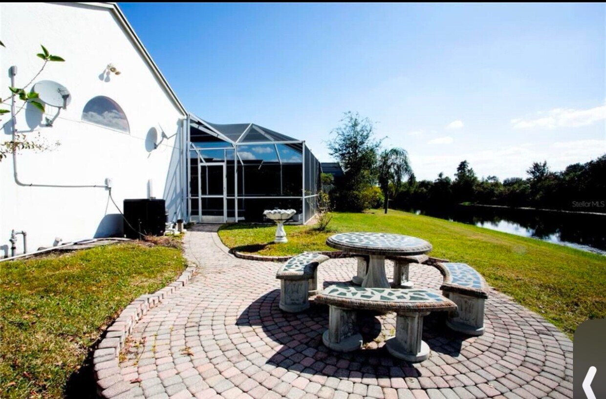 Foto principal - 18118 Sweet Jasmine Dr