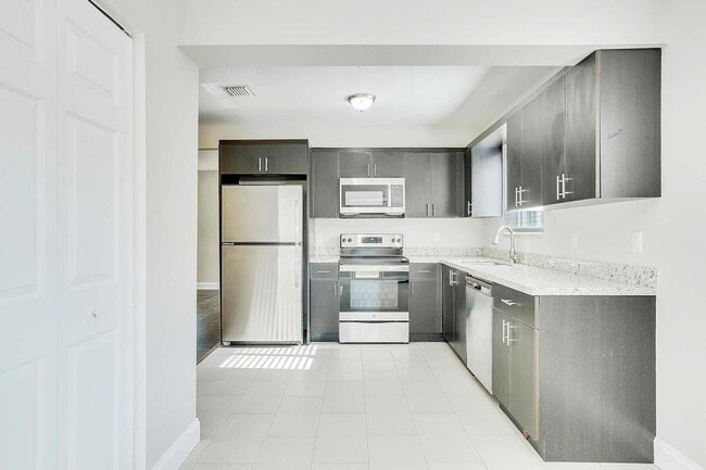 Foto del edificio - 7421 Normandy St