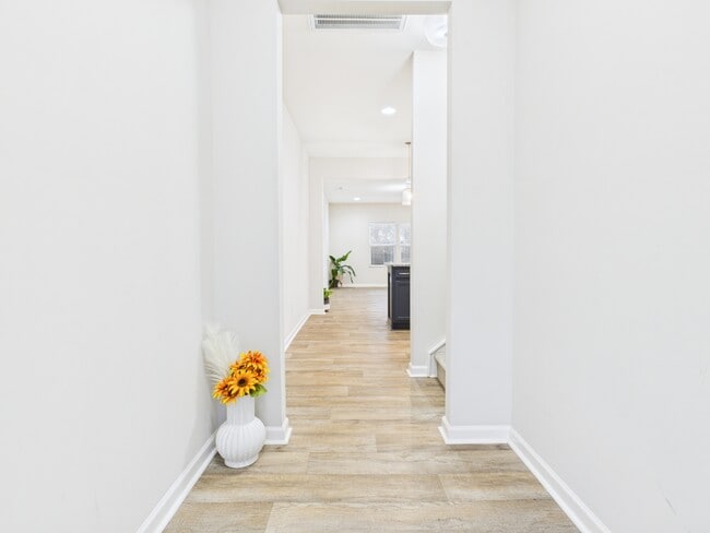 Foto del edificio - 5939 River Mdw Ct