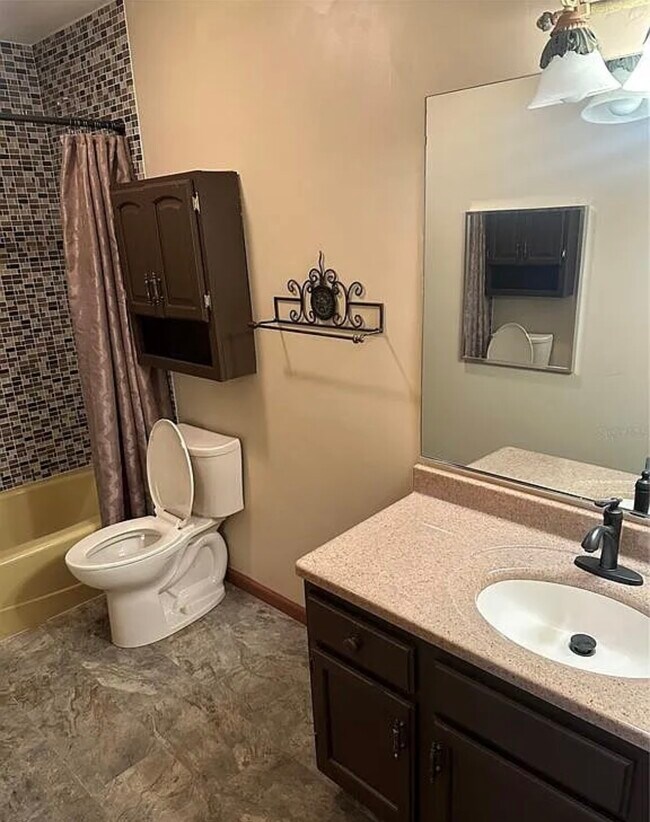 Foto del edificio - 2145 NE 45th Ave