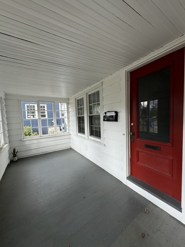 Building Photo - 18 Burgoyne St